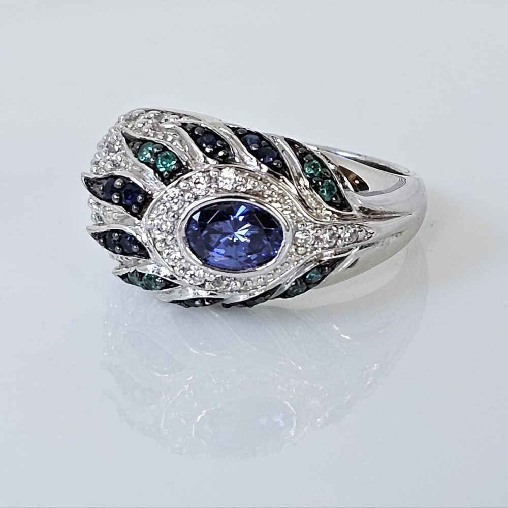 Authentic Victoria Wieck Peacock Ring 14k White Gold Vermeil Size 9! - Picture 1 of 6